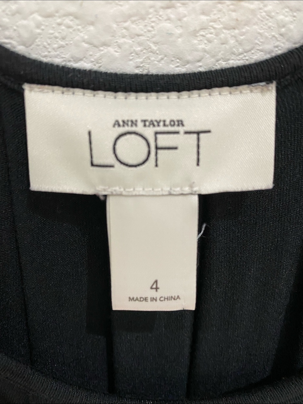 LOFT Black Dress - Size 4 - Excellent Condition - Picture 2 of 3